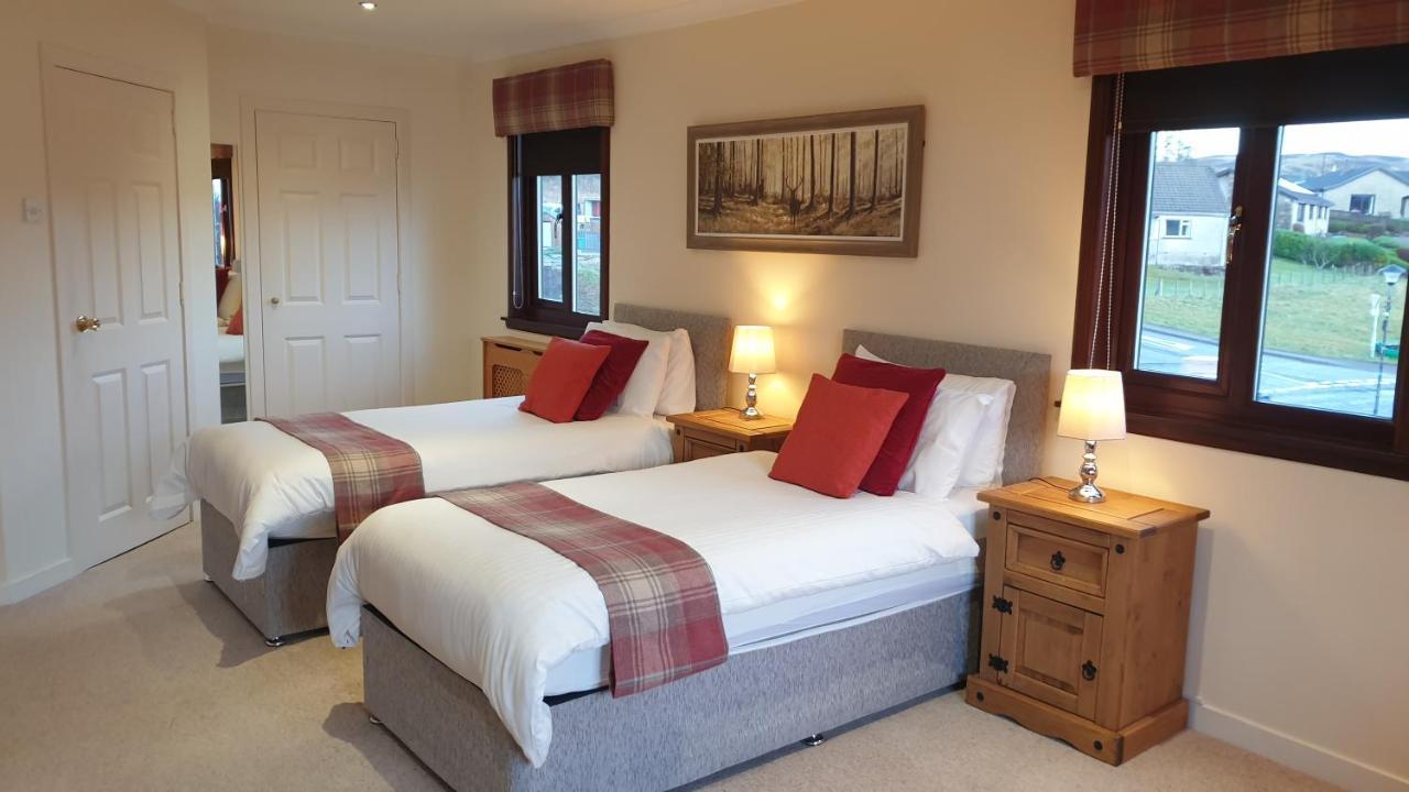 Loch View, Lairg Hotel Bagian luar foto