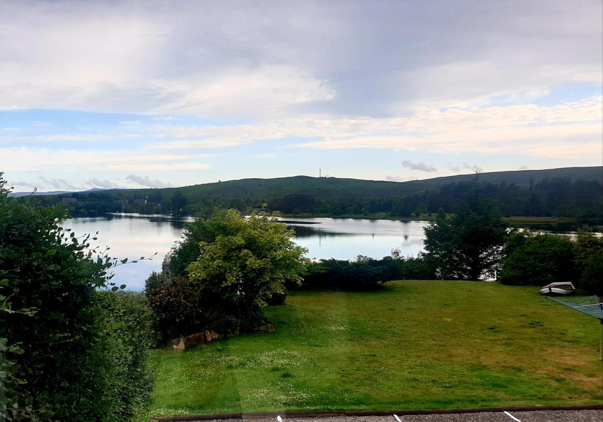 Loch View, Lairg Hotel Ruang foto